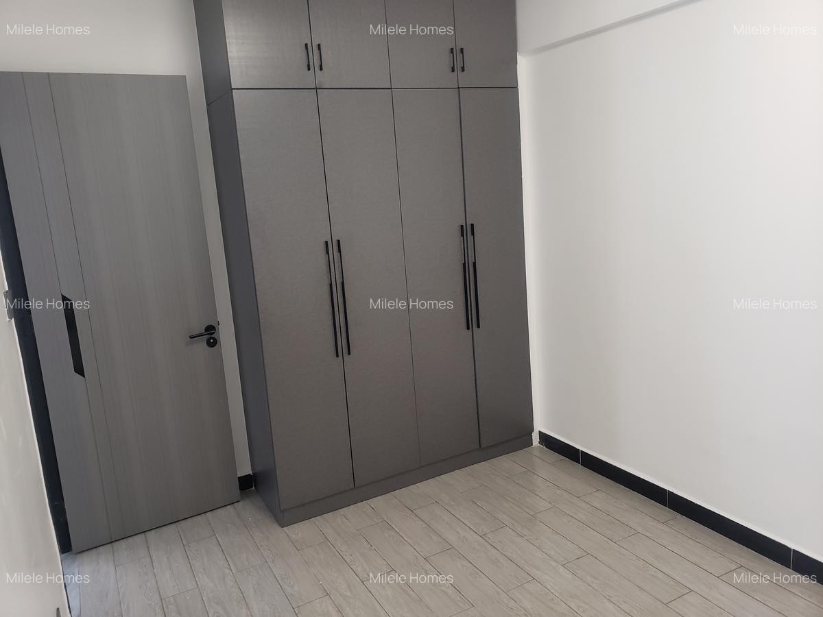 Serviced 2 Bed Apartment with En Suite at Mararo Road - 9