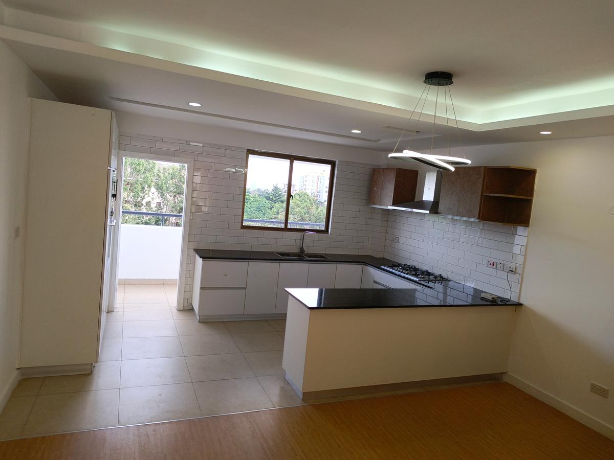 4 Bed Apartment with En Suite in Lavington - 4