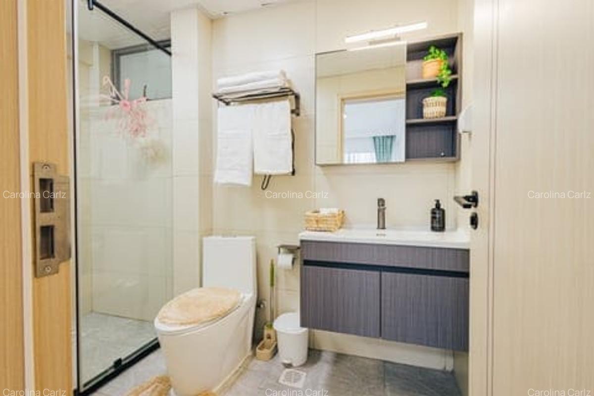 Serviced 2 Bed Apartment with En Suite at Sports Rd - 13