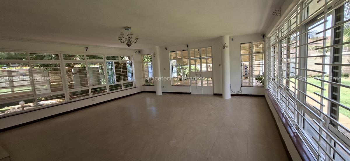 4 Bed House with En Suite in Runda - 6