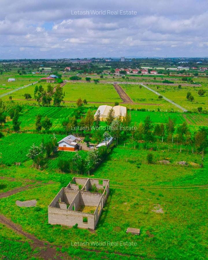 Land in Kitengela - 2