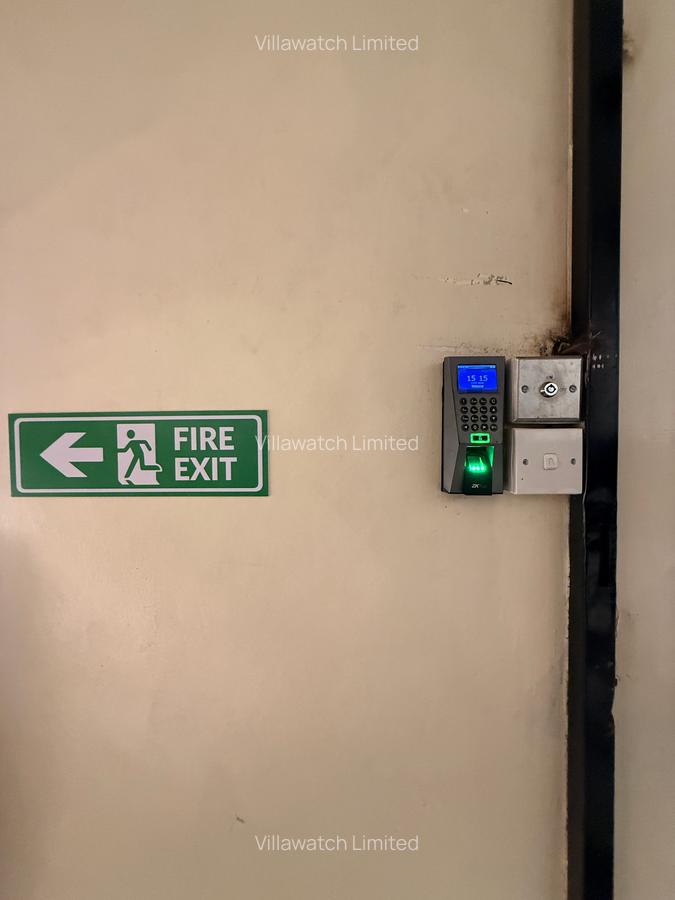 Furnished Commercial Property with Service Charge Included at Kitengela Town - 10