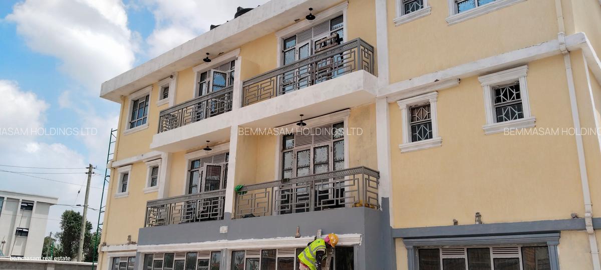 4 Bed Villa with En Suite at Community Road - 1