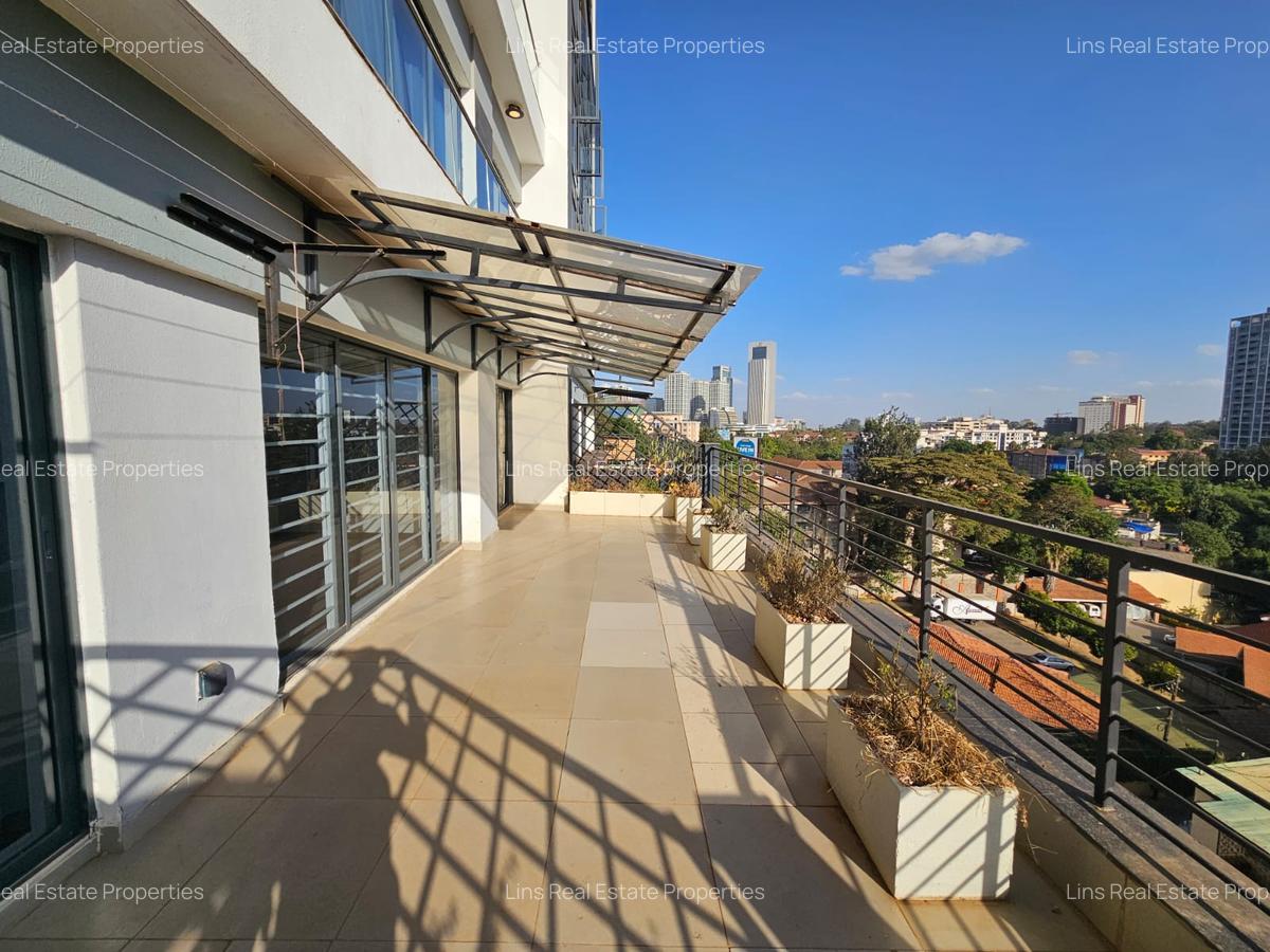 2 Bed Apartment with En Suite in Westlands Area - 2