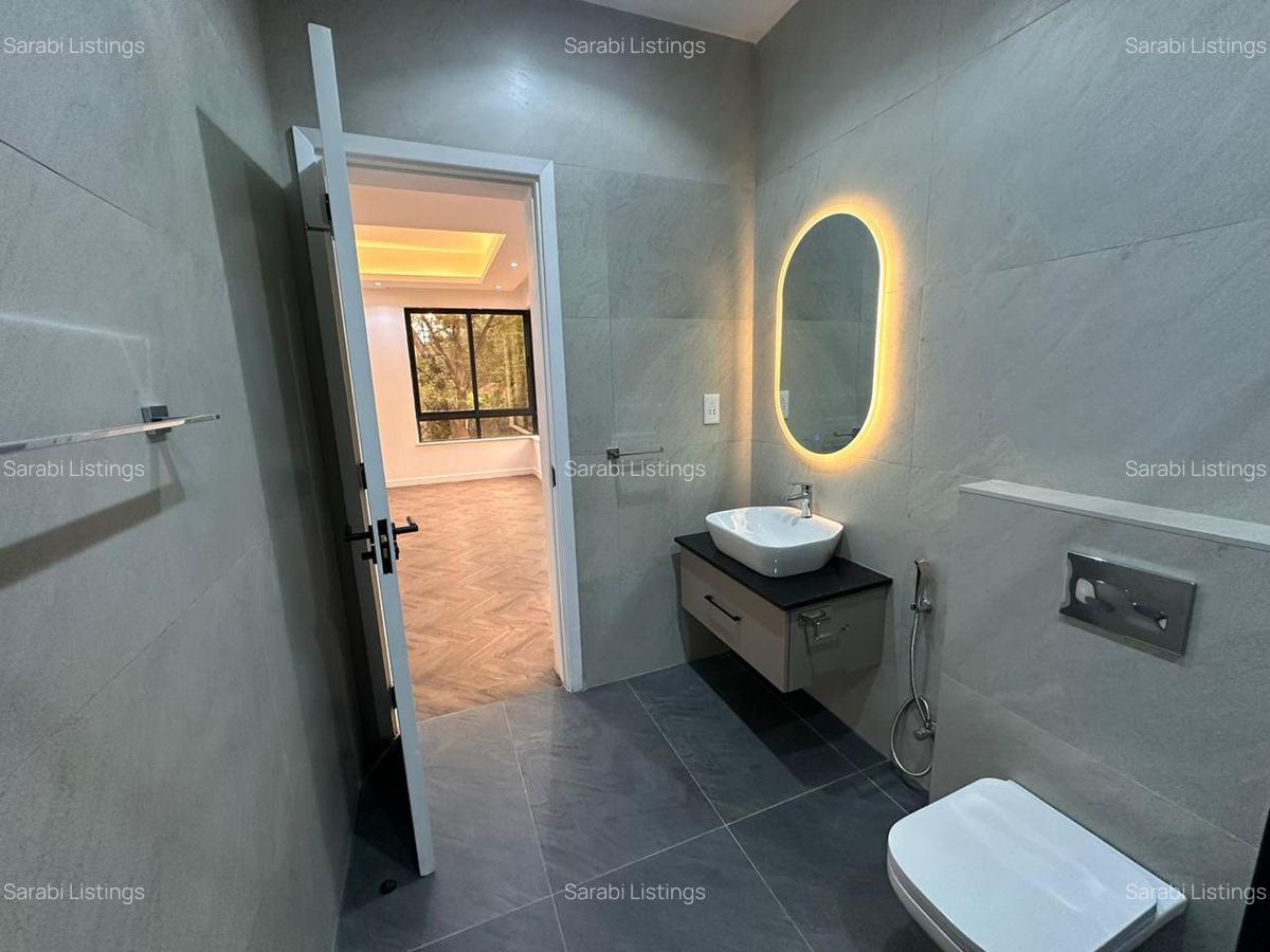 4 Bed Townhouse with En Suite in Lavington - 12