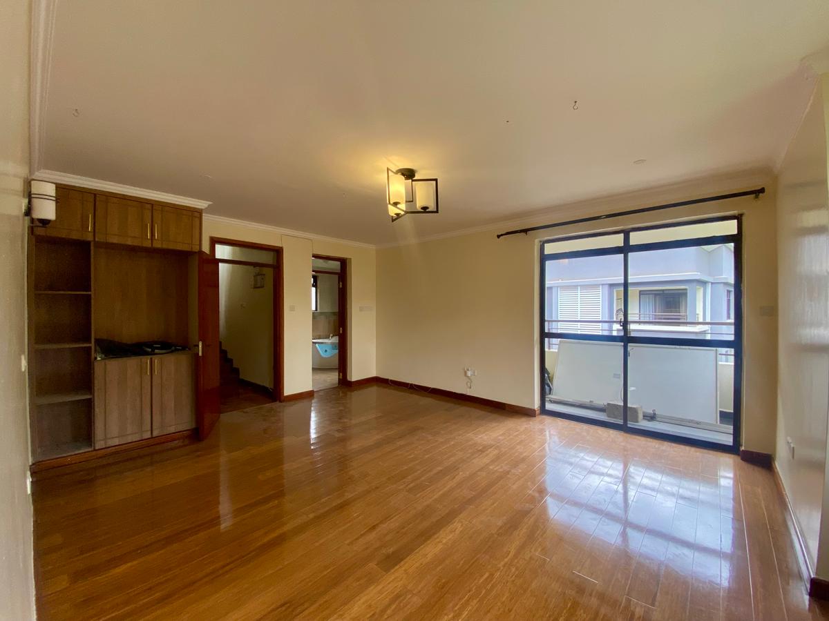 5 Bed Townhouse with En Suite in Lavington - 13