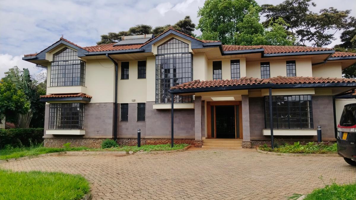 4 Bed Townhouse with En Suite in Karen - 2