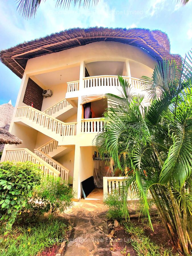 Furnished 2 Bed Apartment with En Suite in Diani - 5
