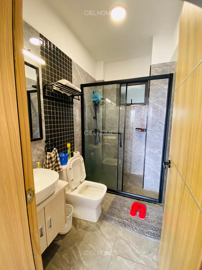 Furnished 2 Bed Apartment with En Suite at Wood Avenue - 13