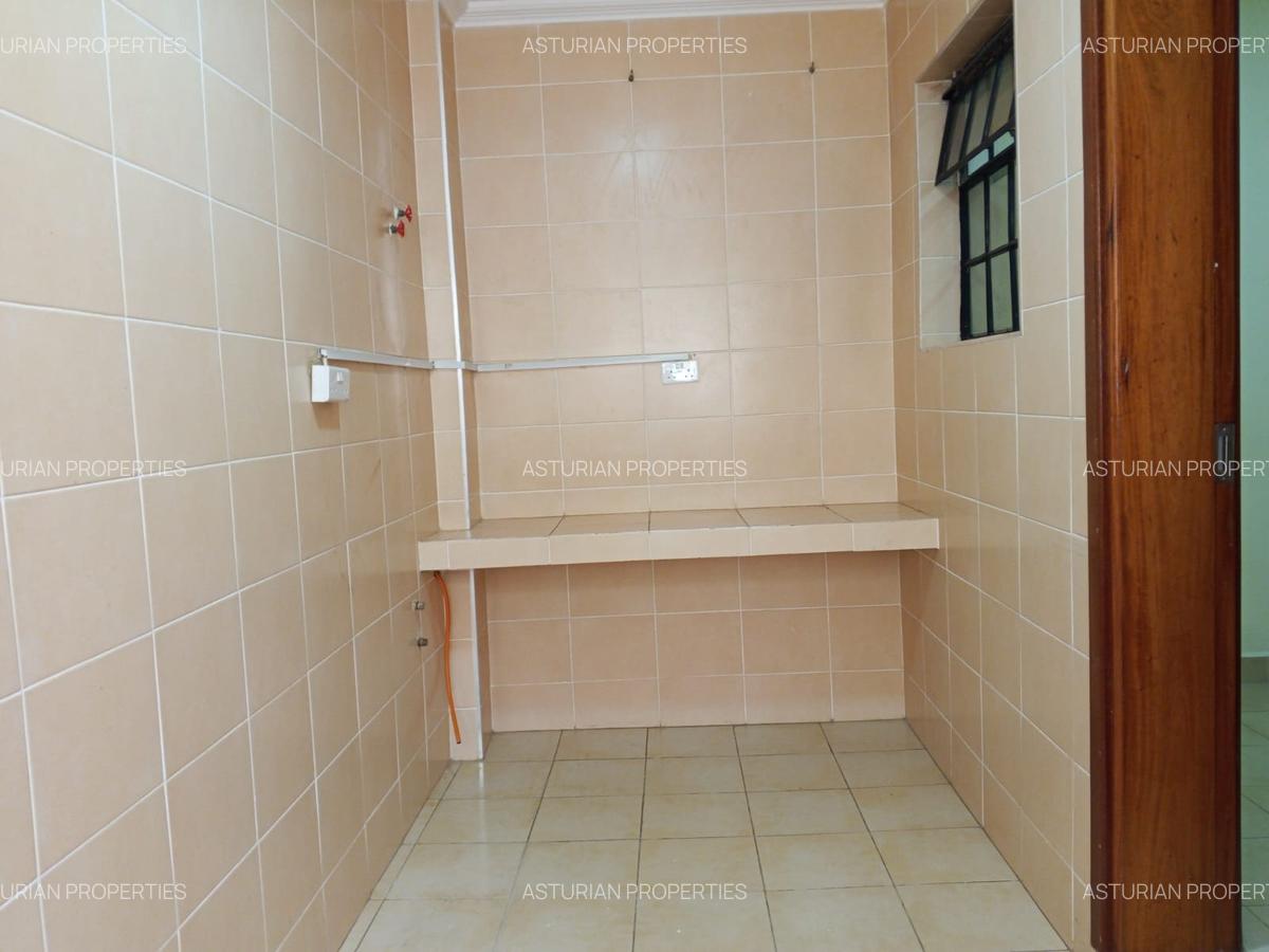 2 Bed Apartment with En Suite in Westlands Area - 13