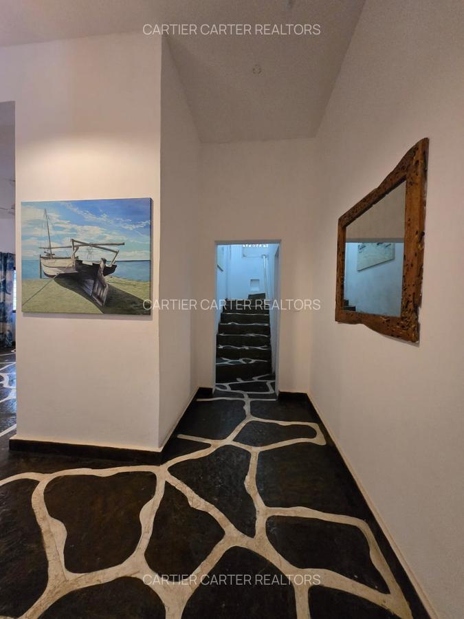 4 Bed Villa with En Suite in Watamu - 12