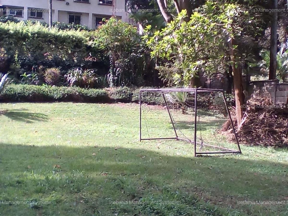 4 Bed House with En Suite at Muthaiga Road - 9