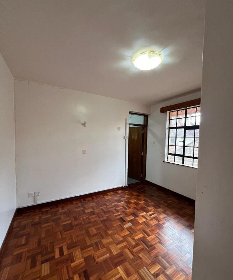 5 Bed Townhouse with En Suite at Off Othaya Road - 14