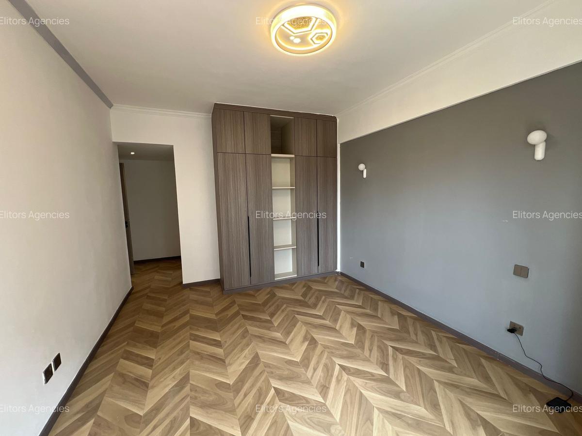 4 Bed Apartment with En Suite at Tabere Crescent - 18