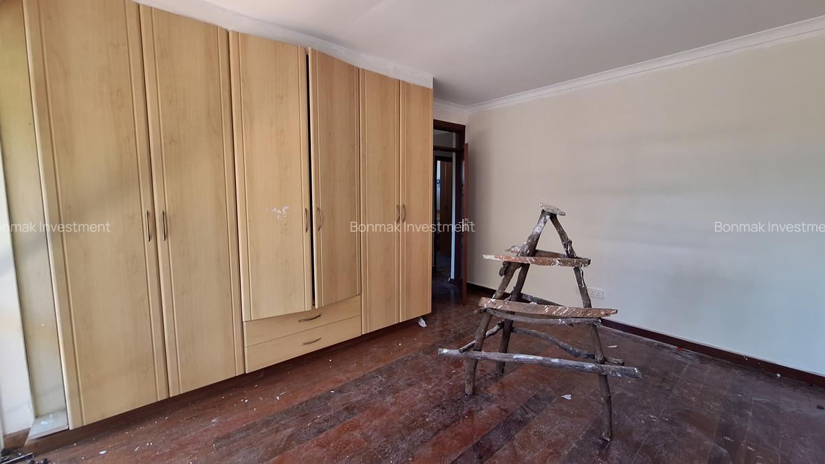 4 Bed Townhouse with En Suite at Brookside Drive. - 11