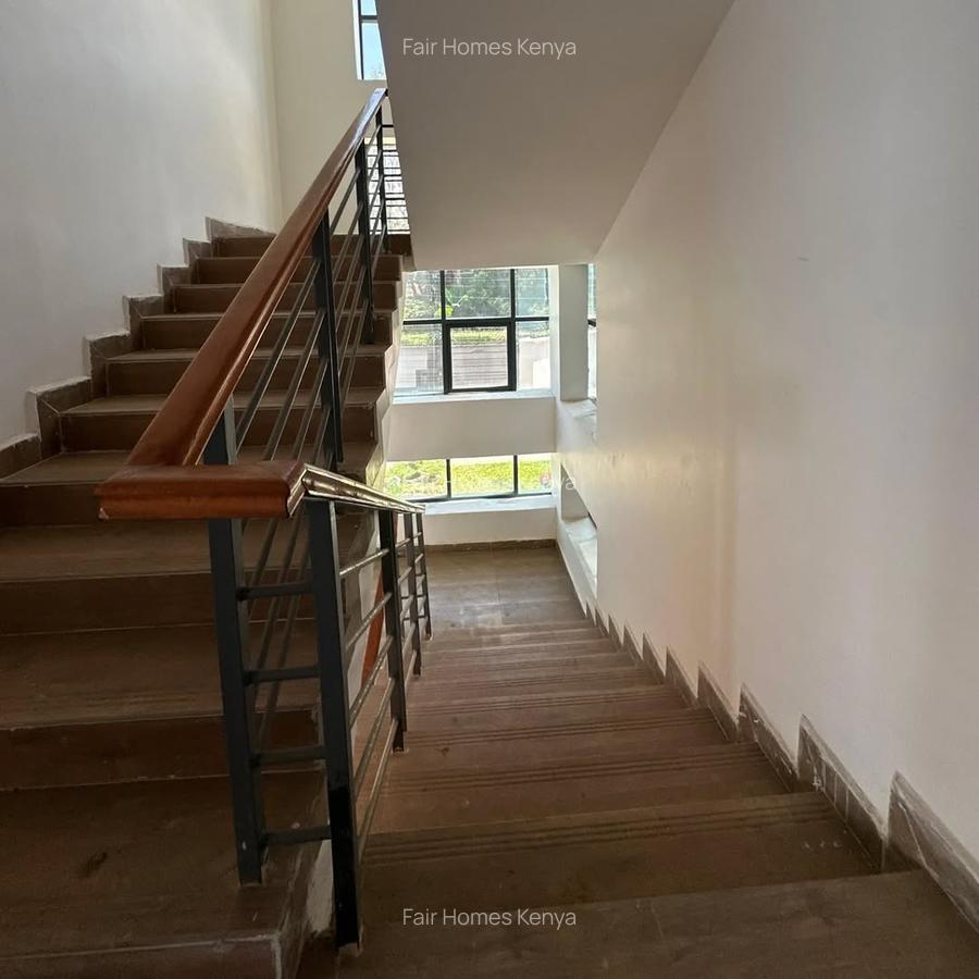 4 Bed Townhouse with En Suite at Convent Lane - 7