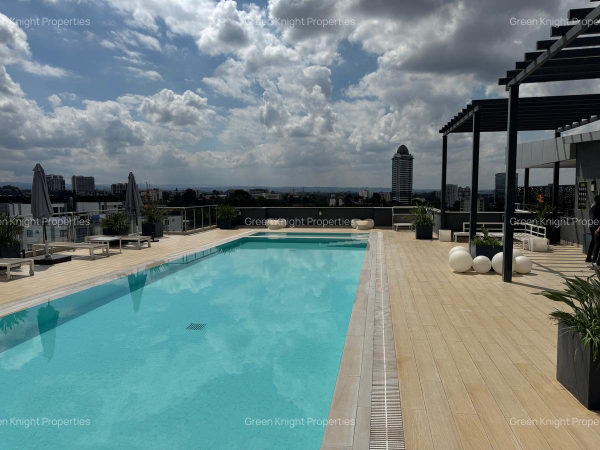 Serviced 3 Bed Apartment with En Suite in Riverside - 8