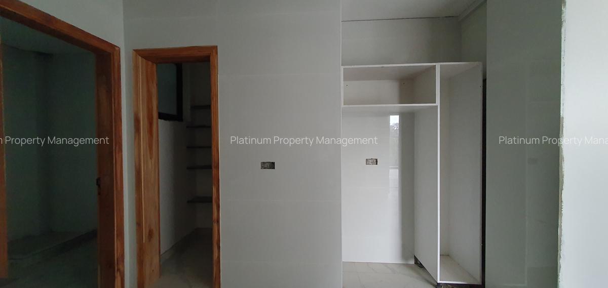 2 Bed Apartment with En Suite at Peponi Rd - 4