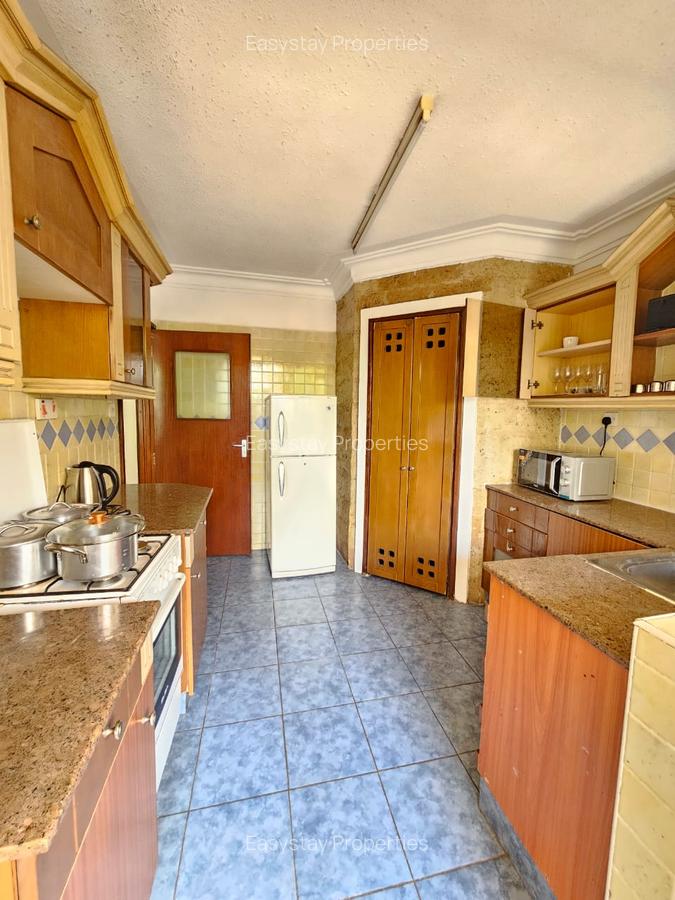 Serviced 2 Bed Apartment with En Suite in Westlands Area - 7