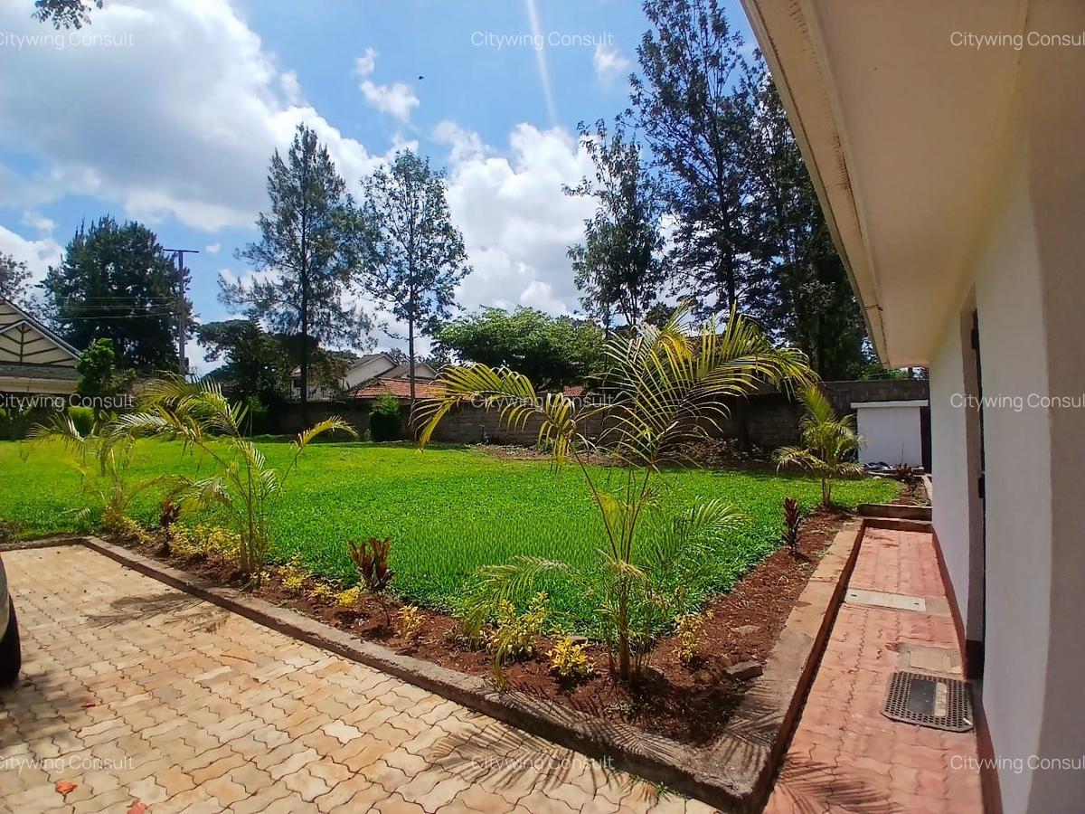 6 Bed House with En Suite at Langata Road - 2