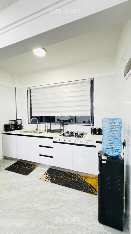 Serviced 1 Bed Apartment with En Suite in Lavington - 3