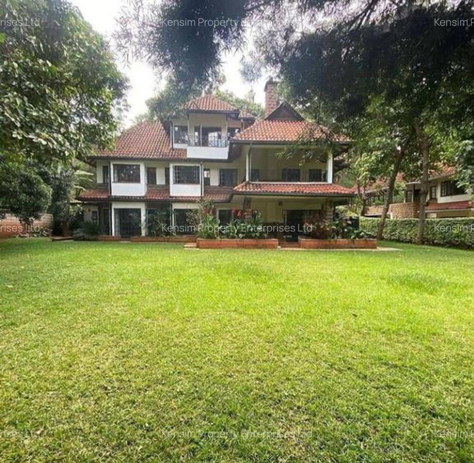 5 Bed Townhouse with En Suite in Rosslyn - 1