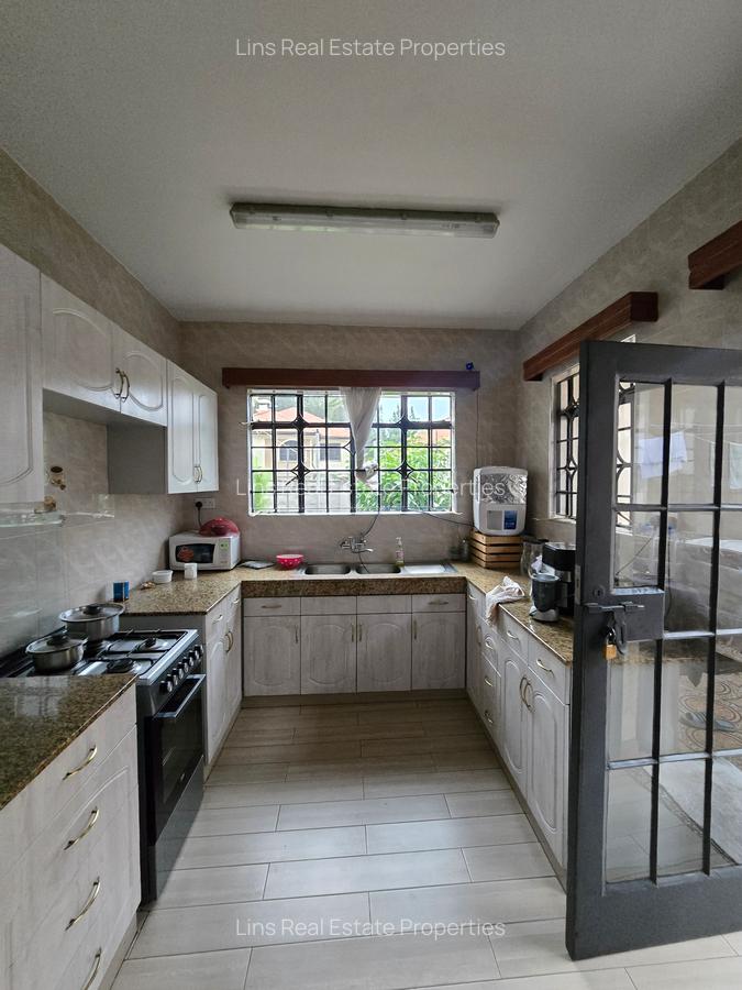 4 Bed Townhouse with En Suite in Lavington - 8
