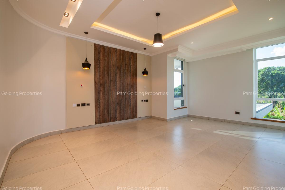 4 Bed House with En Suite at Kijani Ridge - 15
