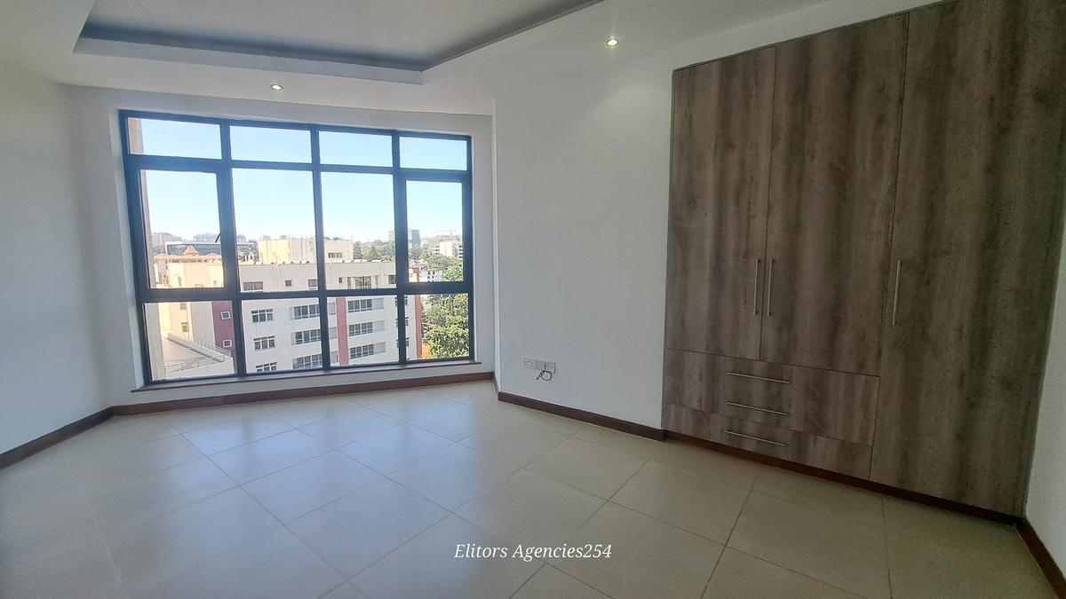 2 Bed Apartment with En Suite at Raphta Road - 10