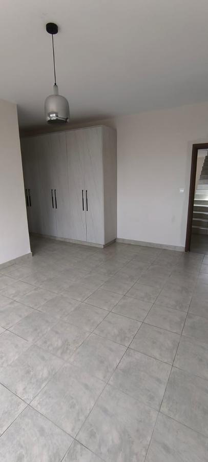 4 Bed Townhouse with En Suite at Mlolongo - Mombasa Road - 10