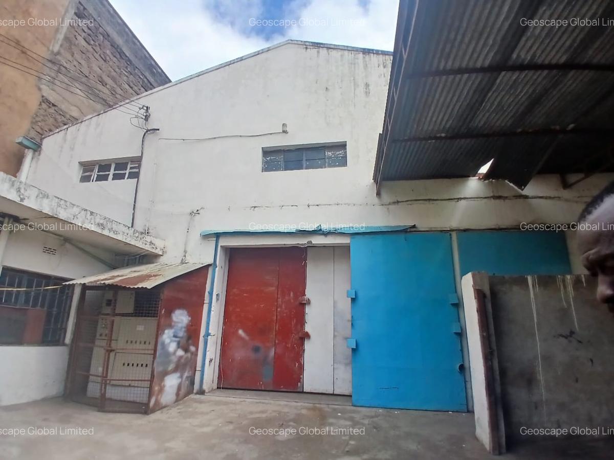 4,500 ft² Warehouse with Backup Generator in Embakasi - 3