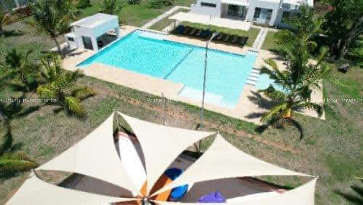 Serviced 1 Bed Apartment with En Suite in Vipingo - 12