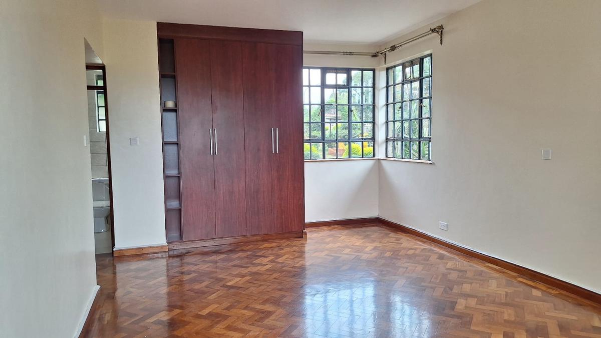 6 Bed House with En Suite in Kitisuru - 11
