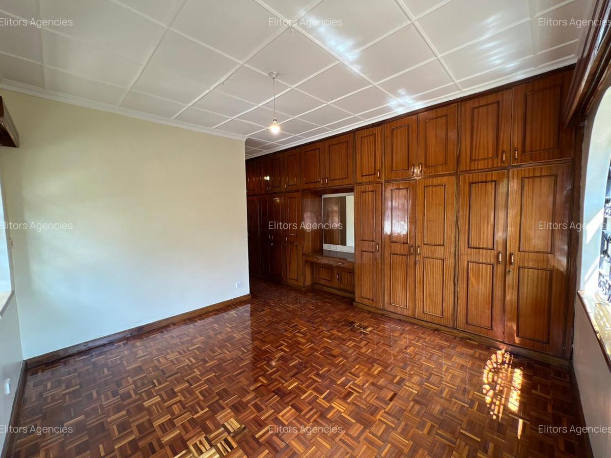 5 Bed Apartment with En Suite at Redhill Road - 15