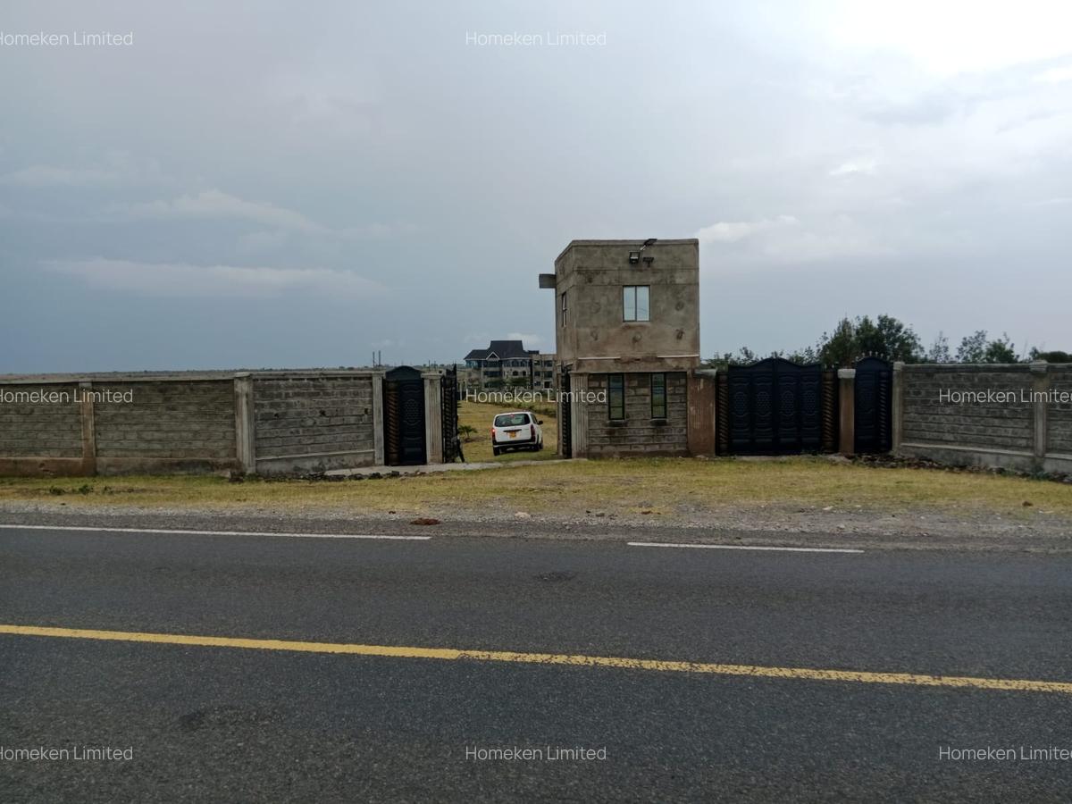 10 Bed House with En Suite at Mbirika - 13