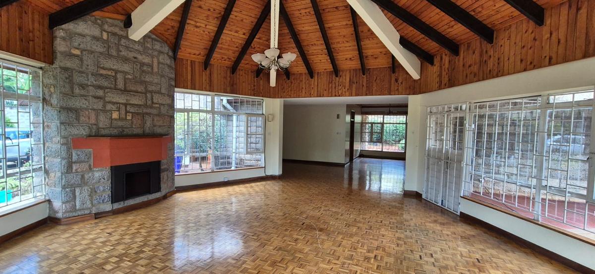 4 Bed House with En Suite in Loresho - 12