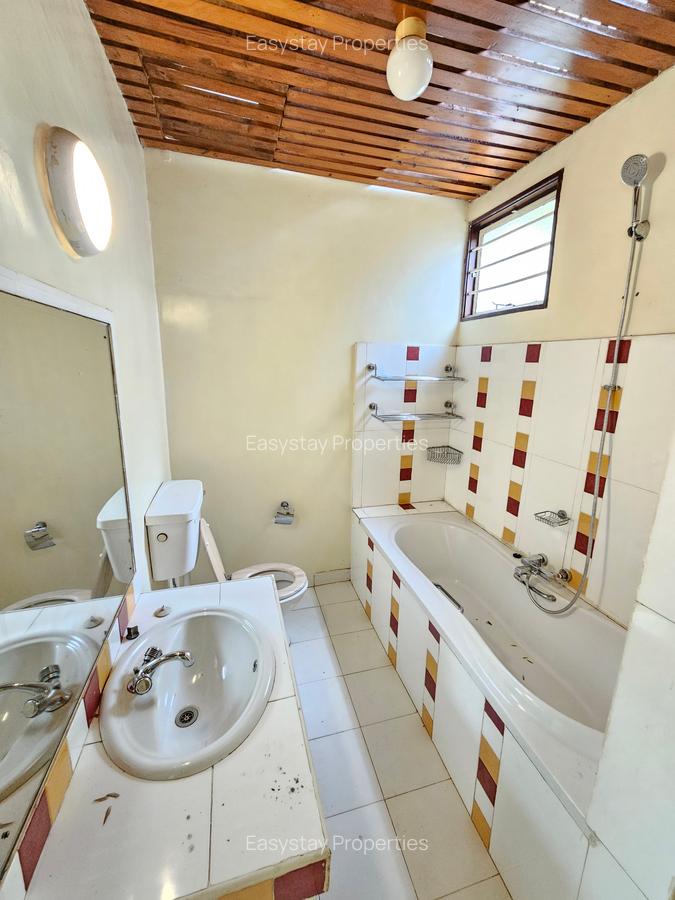 3 Bed Townhouse with Garden in Kilimani - 8