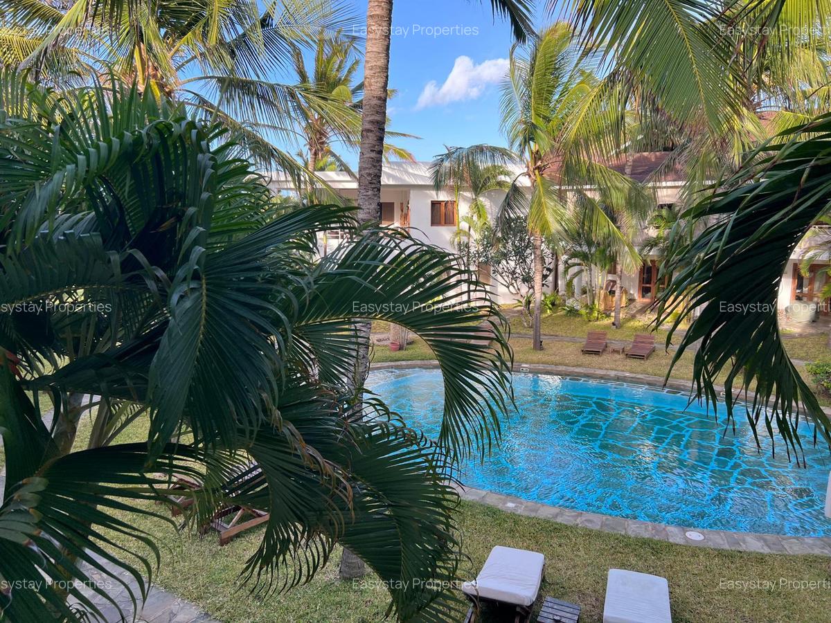 3 Bed Villa with Swimming Pool in Watamu - 4