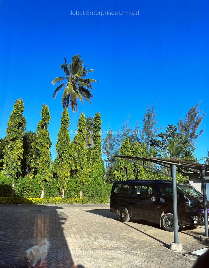 Serviced 2 Bed Apartment with En Suite at Malindi Road - 14