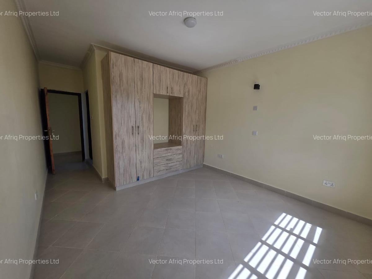 3 Bed House with En Suite in Kitengela - 5