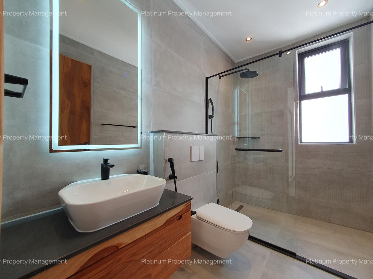 4 Bed Apartment with En Suite at Peponi Rd - 18