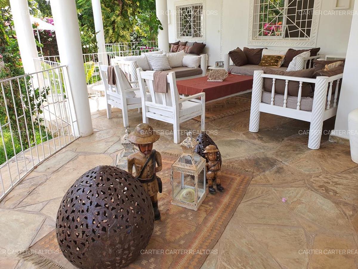 4 Bed Villa with En Suite in Malindi - 10