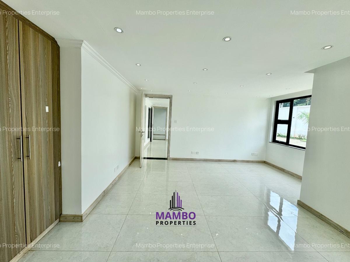 5 Bed House with En Suite at Runda - 10