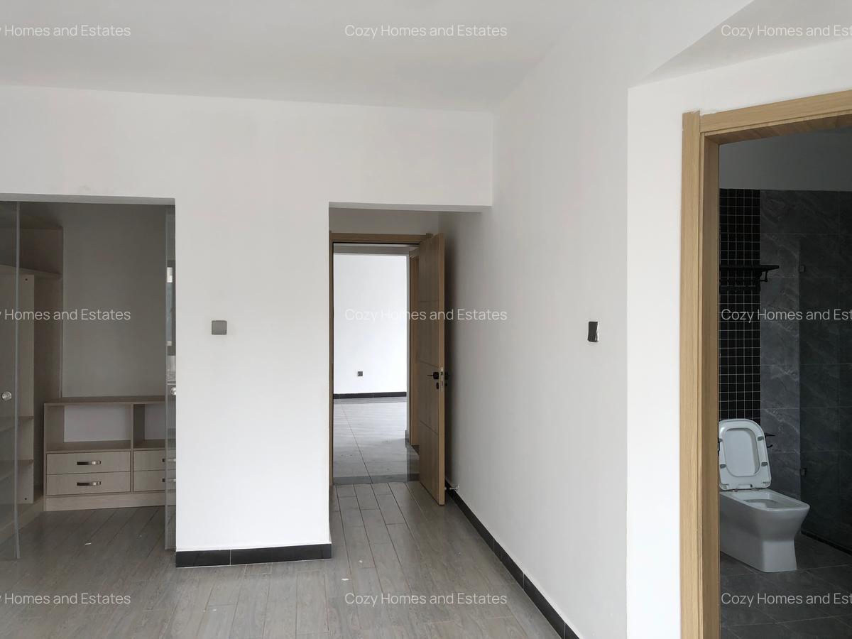 2 Bed Apartment with En Suite at Lavington - 10