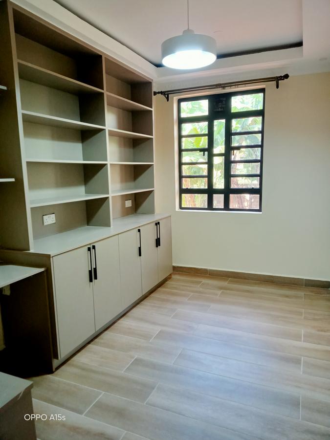 7 Bed House with En Suite in Kitisuru - 11