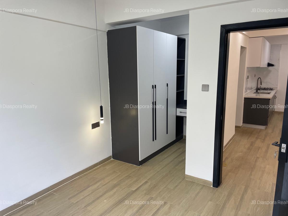 1 Bed Apartment with Swimming Pool at Sports Road - 7