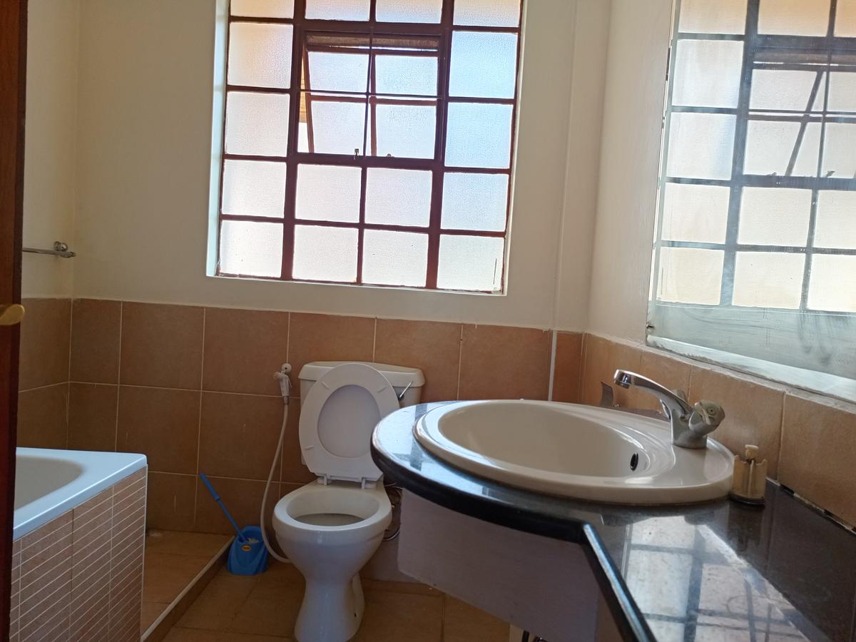 2 Bed Apartment with En Suite in Rhapta Road - 9