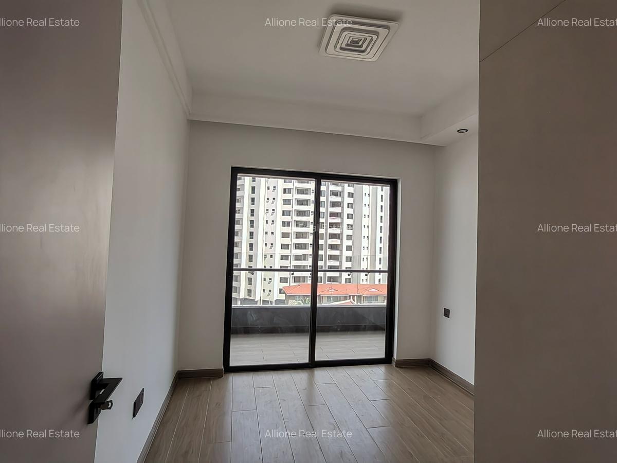 2 Bed Apartment with Swimming Pool at Behind Yaya Centre Mall - 9