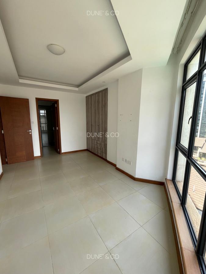 2 Bed Apartment with En Suite in Westlands Area - 15
