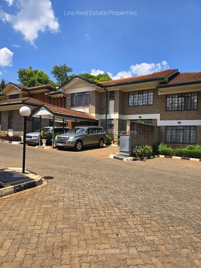 4 Bed Townhouse with En Suite in Lavington - 1